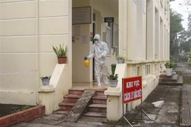 Khu vực cách ly tại Trung tâm Y tế huyện Hoa Lư, tỉnh Ninh Bình. (Ảnh: Thùy Dung/TTXVN)