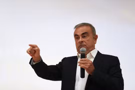 Ông Carlos Ghosn phát biểu trong buổi họp báo. (Nguồn: AP)