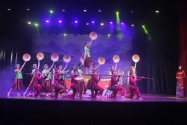 Một tiết mục trong chương trình nghệ thuật. (Ảnh minh họa. Nguồn: TTXVN)