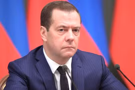 Thủ tướng Nga Dmitry Medvedev. (Nguồn: Britannica)