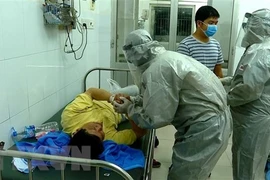 Bệnh viện Đa khoa vùng Tây Nguyên cách ly toàn bộ Khoa Truyền nhiễm có sức chứa 200 bệnh nhân thành một khu vực riêng để ứng phó với bệnh viêm đường hô hấp cấp do chủng mới của virus corona gây ra. (Ảnh: Hoài Thu/TTXVN)