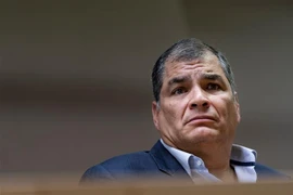 Cựu Tổng thống Ecuador Rafael Correa tại cuộc họp báo ở Brussels, Bỉ ngày 9/10/2019. (Ảnh: AFP/TTXVN)