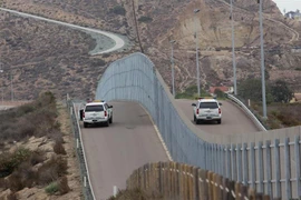 Một đoạn bức tường biên giới Mỹ-Mexico. (Nguồn: AFP)