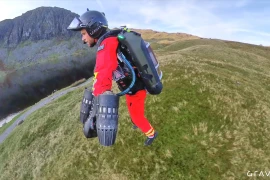 Richard Browning, nhà sáng lập của Gravity Industries, bay thử nghiệm. (Nguồn: Gravity Industries)