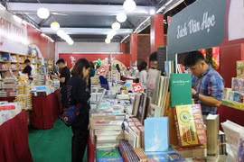 Một gian hàng sách. (Ảnh minh họa. Nguồn: TTXVN)