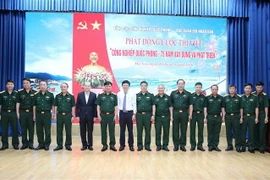 Các đại biểu tại buổi lễ phát động. (Ảnh: Dương Giang/TTXVN)