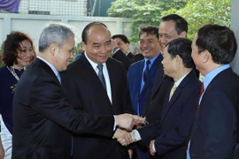 Sáng 6/1, tại Hà Nội, Thủ tướng Nguyễn Xuân Phúc đến dự và phát biểu chỉ đạo Hội nghị triển khai kế hoạch công tác và tập huấn phương án điều tra doanh nghiệp của Tổng cục Thống kê (Bộ Kế hoạch và Đầu tư). (Ảnh: Thống Nhất/TTXVN)