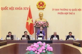 Chủ tịch Quốc hội Nguyễn Thị Kim Ngân chủ trì và phát biểu bế mạc Phiên họp thứ 8 của Ủy ban Thường vụ Quốc hội khóa XIV. (Ảnh: Trọng Đức/TTXVN)