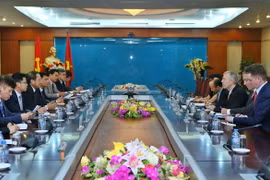 Quang cảnh buổi làm việc. (Ảnh: Minh Quyết/TTXVN)