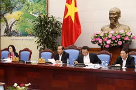 Phó Thủ tướng thường trực Trương Hòa Bình chủ trì hội nghị. (Ảnh: Văn Điệp/TTXVN)
