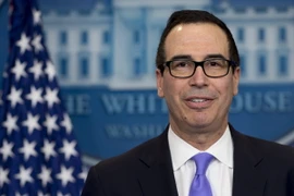 Bộ trưởng Tài chính Mỹ Steven Mnuchin phát biểu tại cuộc họp báo ở Washington, DC. (Nguồn: AFP/TTXVN)