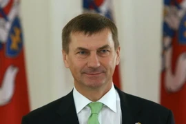 Thủ tướng Estonia Andrus Ansip đã đệ đơn từ chức