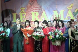 Ra mắt Chi hội phụ nữ Trung tâm thương mại Moskva tại Nga