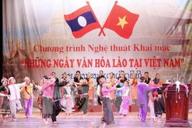 Việt Nam bàn giao cơ sở hạ tầng cho Viện Khoa học Xã hội Lào