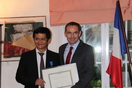 Tổng giám đốc VTV nhận Huân chương Quốc công của Pháp