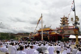  Hàng chục vạn người dự Đại lễ Hội yến Diêu trì cung ở Tây Ninh