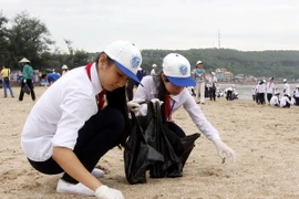 Tưng bừng ngày hội bảo vệ tài nguyên, môi trường biển đảo
