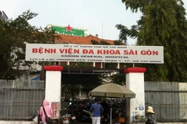 Đình chỉ chức vụ Giám đốc Bệnh viện Đa khoa Sài Gòn