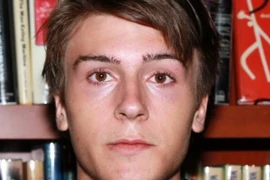 Con trai nam diễn viên “Ironman” bị bắt vì tàng trữ ma túy