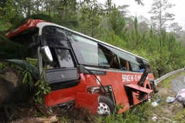 Vụ ôtô đâm vào vách núi: Nhiều nạn nhân đã được xuất viện