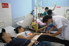 Chủ động phòng chống ngộ độc thực phẩm sau Tết