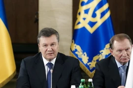 Tổng thống Ukraine đổ bệnh giữa lúc nước sôi lửa bỏng