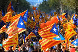 Tây Ban Nha: Lãnh đạo vùng Catalonia kêu gọi trưng cầu về độc lập