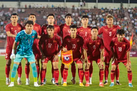 Huấn luyện viên Troussier đang tập trung bồi dưỡng cho lứa cầu thủ U23 để tối ưu hóa lực lượng của Đội tuyển Việt Nam. (Ảnh: Việt Anh/Vietnam+)