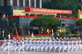 Lễ míttinh, diễu binh, diễu hành cấp Quốc gia tại Quảng trường Ba Đình. (Ảnh: TTXVN)
