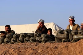 Iraq: Máy bay Mỹ hỗ trợ lực lượng người Kurd tái chiếm đập Mosul