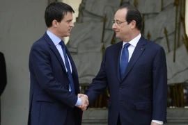 Tổng thống Pháp yêu cầu thủ tướng thành lập chính phủ mới