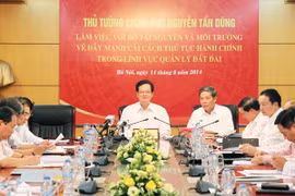 Phải công bố thủ tục hành chính về đất đai trong tháng Chín