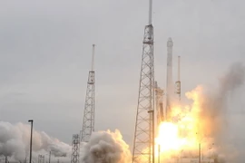 Mỹ: Một tên lửa Falcon phát nổ trong quá trình thử nghiệm