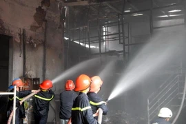 Lửa thiêu rụi một tiệm may ngay trung tâm thành phố Đà Lạt