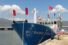 Quy định đầy đủ chính sách khuyến khích ngư dân đóng tàu vỏ thép