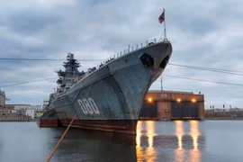 Tàu Đô đốc Nakhimov. (Ảnh: Barents Observer)