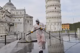 Các địa điểm du lịch của Italy vắng bóng khách du lịch. (Ảnh: Central Tibetan)