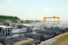 Thi công tuyến Metro số 1 Bến Thành-Suối Tiên. (Ảnh: Mạnh Linh/TTXVN)