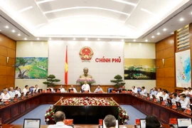 Thủ tướng Nguyễn Xuân Phúc chủ trì Phiên họp Chính phủ thường kỳ tháng 5/2016. (Ảnh: Thống Nhất/TTXVN)