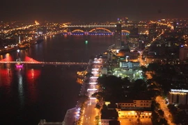 Một góc thành phố Đà Nẵng bên sông Hàn. (Ảnh: Trọng Đức/TTXVN)
