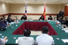 Việt Nam, Malaysia chia sẻ kinh nghiệm thu hút đầu tư, phát triển kinh tế. (Ảnh: Kim Dung-Chí Giáp/TTXVN)