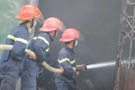 Cháy lớn tại công trường thi công tổ hợp chung cư Mường Thanh