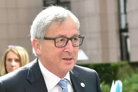 Chủ tịch Ủy ban châu Âu Jean-Claude Juncker tới dự Hội nghị bất thường EU tại Brussels ngày 23/4. (Nguồn: AFP/TTXVN)