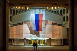 Trụ sở Hội đồng Nhà nước CH Crimea tại thủ phủ Simferopol ngày 20/3/2014. (Nguồn: AFP/TTXVN)