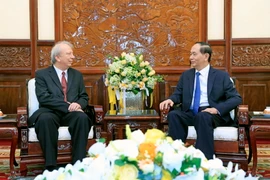 Chủ tịch nước Trần Đại Quang tiếp Đại sứ Bulgaria tại Việt Nam Evgueni Stefanov Stoytchev đến chào từ biệt nhân kết thúc nhiệm kỳ công tác. (Ảnh: Nhan Sáng/TTXVN)