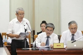 Luật sư tham gia phần tranh tụng tại phiên tòa. (Ảnh: Doãn Tấn/TTXVN)