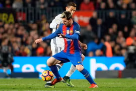 Cuộc đua vô địch La Liga: Real có lợi thế, Barcelona không bỏ cuộc
