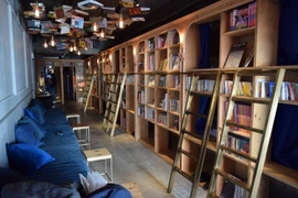 Book and Bed Hotel – Độc đáo mô hình khách sạn thư viện tại Tokyo 