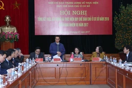 Phó Thủ tướng Vũ Đức Đam, Phó Ban Chỉ đạo Trung ương về thực hiện quy chế dân chủ ở cơ sở phát biểu tại Hội nghị. (Ảnh: Phương Hoa/TTXVN)