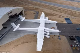 (Nguồn: Stratolaunch Systems)